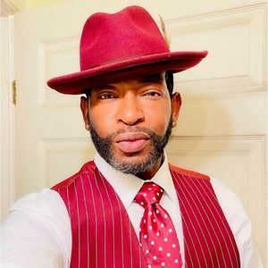 Meet your Posher, Edward